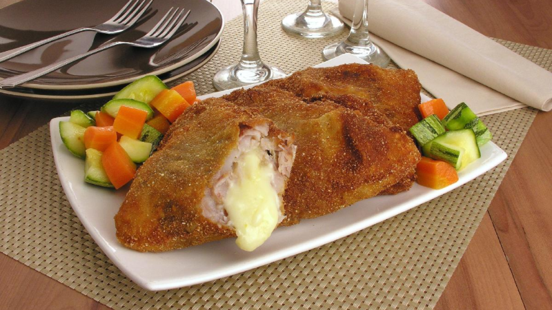 Aprenda a fazer Pescada branca em filé recheado com queijo