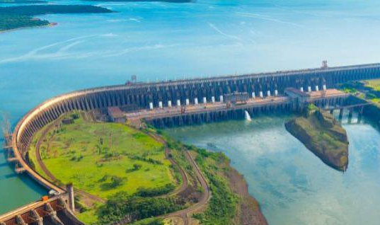 Criação de tilápia em Itaipu avança c/ entrega de estudos ao Itamaraty