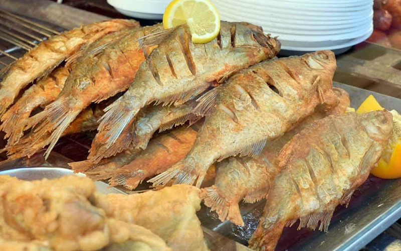 Aprenda a preparar de forma fácil uma deliciosa porção de lambari frito