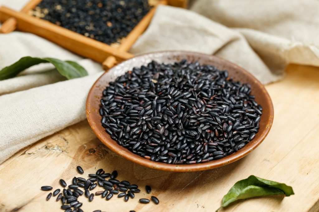 Novo tipo de arroz que protege o coração e ajuda a controlar o colesterol vira moda no prato dos brasileiros