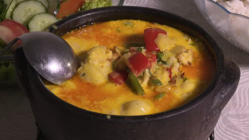 Aprenda a fazer uma Moqueca de peixe: Passo a passo de uma receita fácil e suculenta