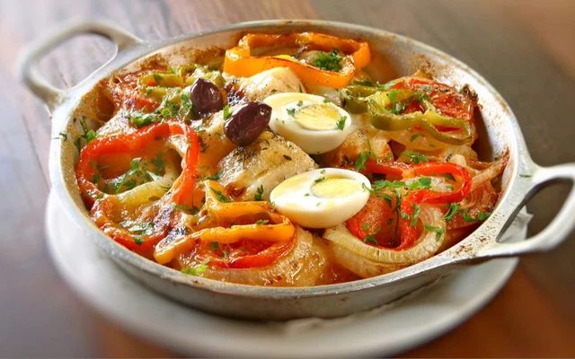 Aprenda a fazer uma Bacalhoada