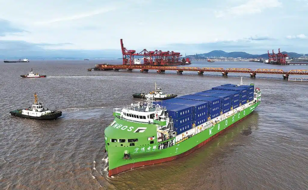 Potência do BRICS constrói maior embarcação para transporte de gás natural com tecnologia nacional
