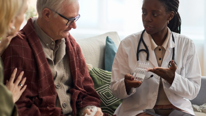 Pare de realizar esses procedimentos: as 3 rotinas médicas que idosos com mais de 75 anos precisam abandonar