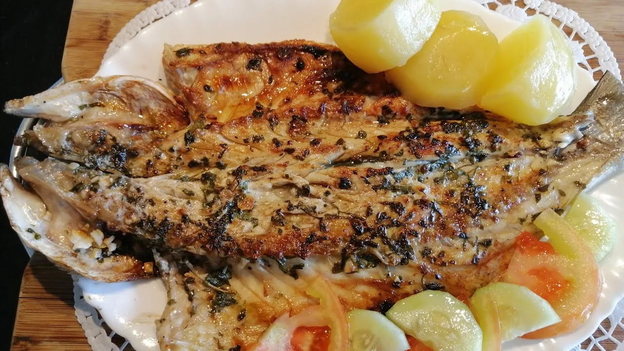 O melhor peixe para colocar na brasa: não desmancha e fica suculento