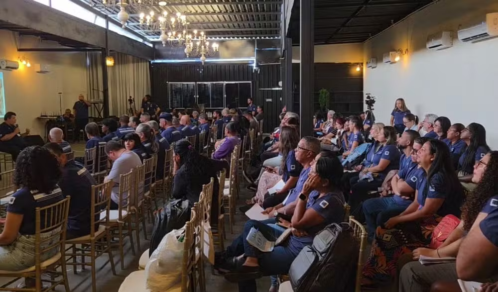 Seminário sobre pesca artesanal reúne pescadores e pesquisadores em Campos