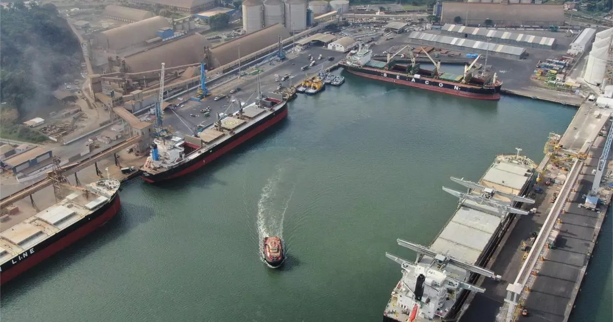 Maior porto de SC anuncia obra milionária para ampliar acesso de caminhões