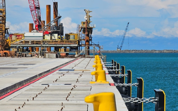 Hapag-Lloyd avança em terminal de 1,2 milhão de TEUs no Espírito Santo