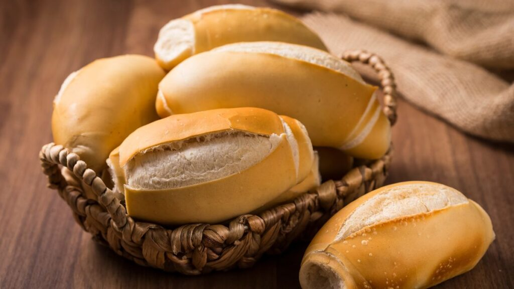 Cortar o pão resolve? Nutricionista explica o que influencia a glicemia de quem tem pré-diabetes ou diabetes