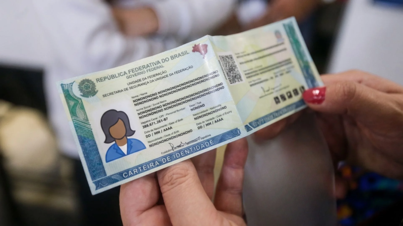 Nova carteira de identidade: veja como solicitar pelo celular e receber em casa pelos Correios