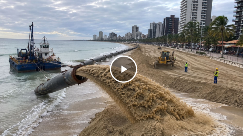 Cidade brasileria puxou areia do fundo do mar, engordou 2 km da Beira-Mar e criou um novo aterro de 80 metros em uma das orlas mais famosas do Brasil