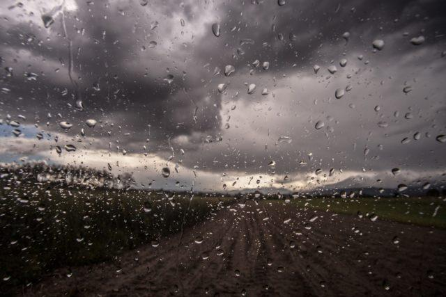 Frente fria avança para o Sudeste após dias de temporais no Sul; veja a previsão do tempo