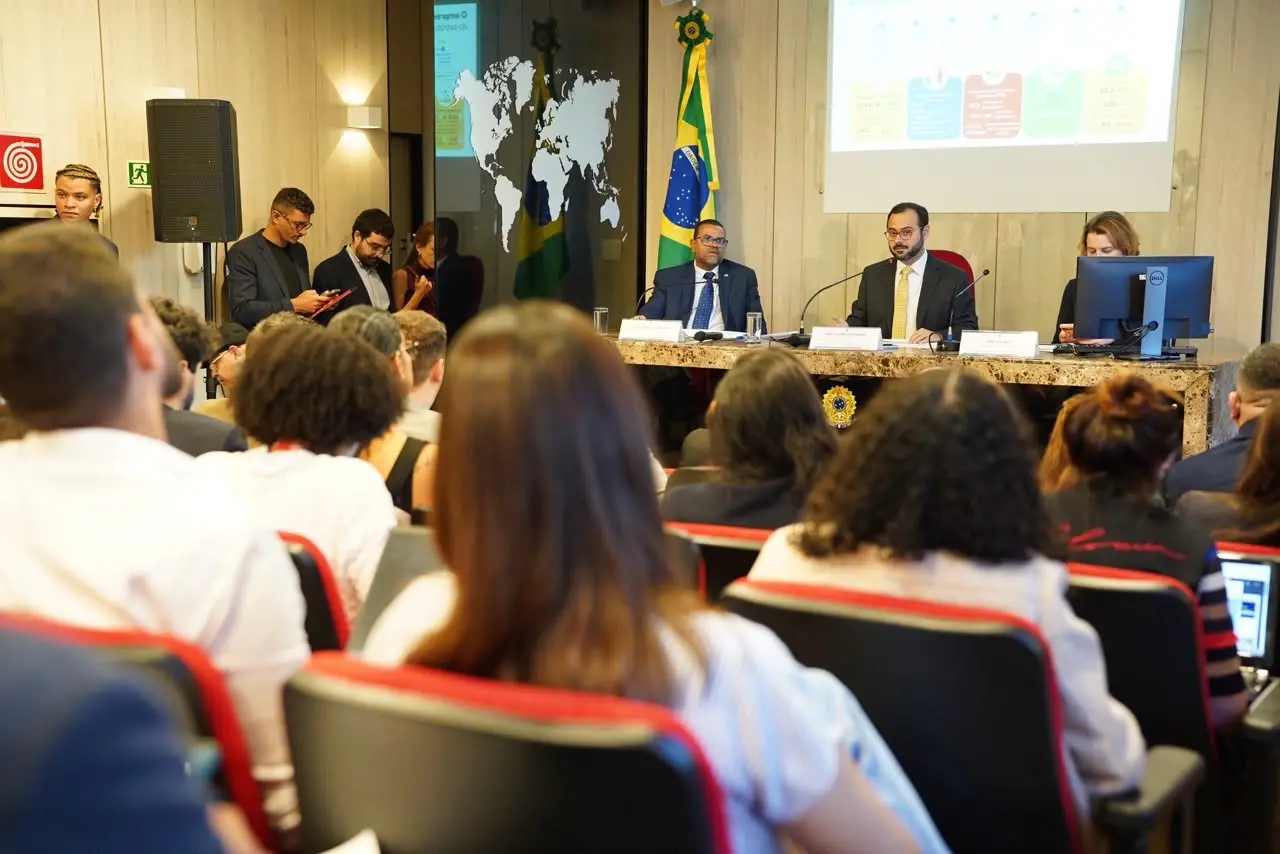 Desenrola oferece renegociação para MEIs com dívidas de até R$ 20 mil