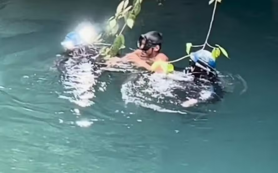 Pescador é resgatado após passar 15 dias em bolha de ar de caverna inundada