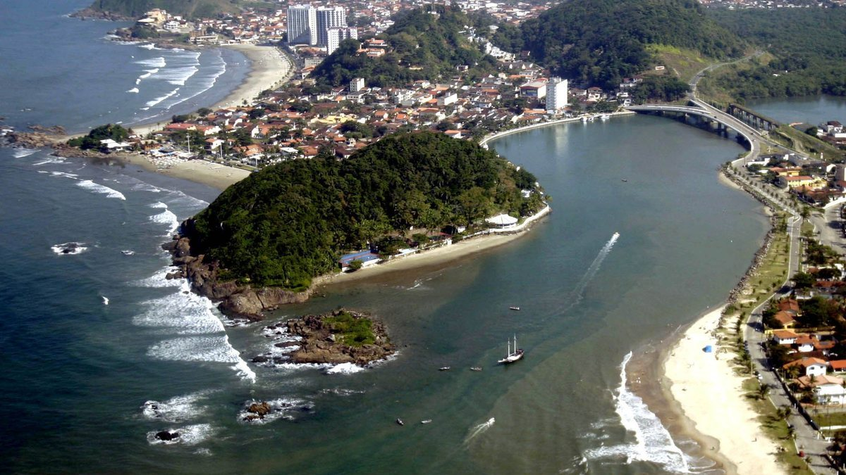 Praia da Boca da Barra: conheça um dos cenários mais bonitos do litoral